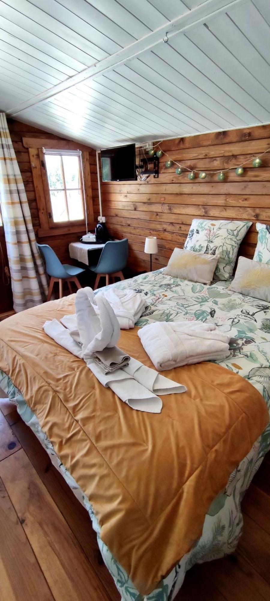 La Rose Des Vents Chambres D'Hotes & Spa Néoules エクステリア 写真